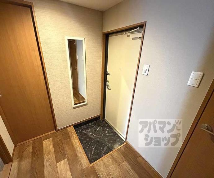 【ＱＵＩＮＴＯ五条烏丸】間取