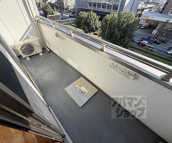 【ＱＵＩＮＴＯ五条烏丸】間取