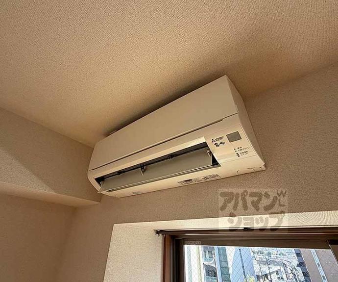 【ＱＵＩＮＴＯ五条烏丸】間取