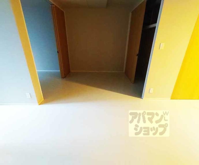 【ヴィラスタジオーネ御所南】間取