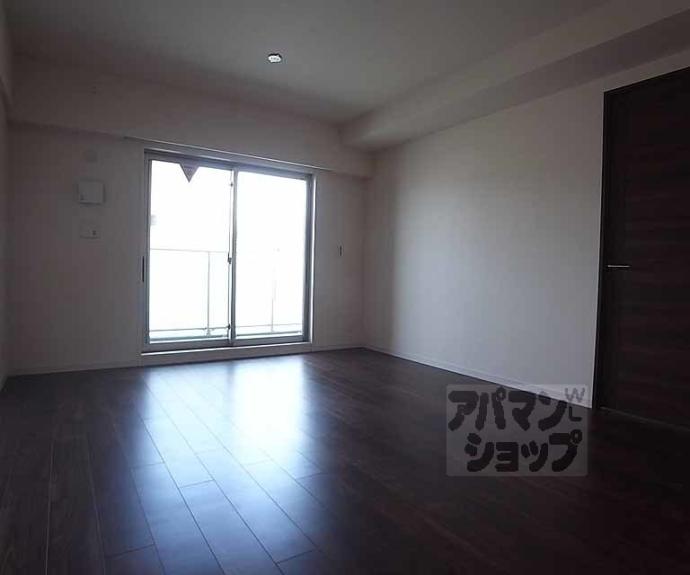 【リソシエ西洞院センシア】間取