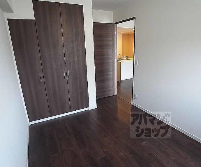 【リソシエ西洞院センシア】間取