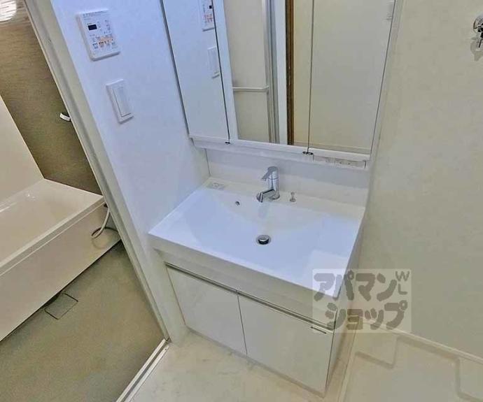 【ＲＩＶＥＲ　ＭＯＡＴ　ＳＨＩＪＯ】間取