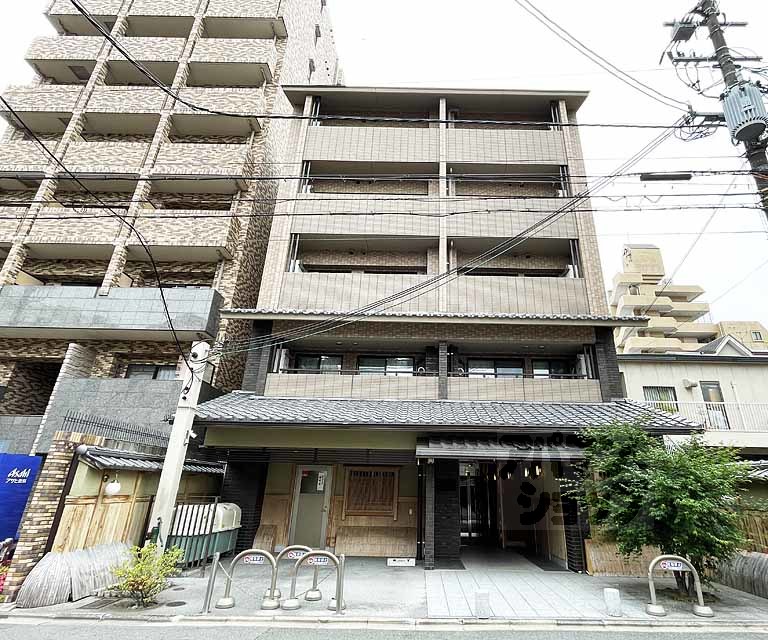 ラトゥール二条御所南