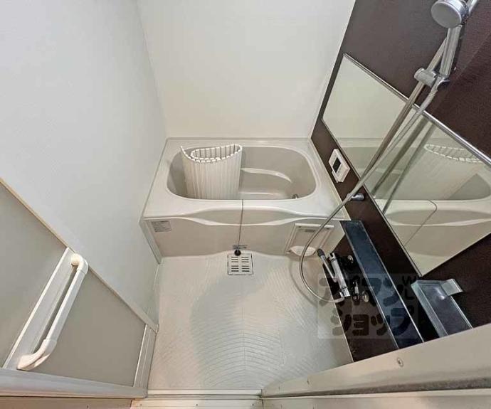 【ラトゥール二条御所南】間取