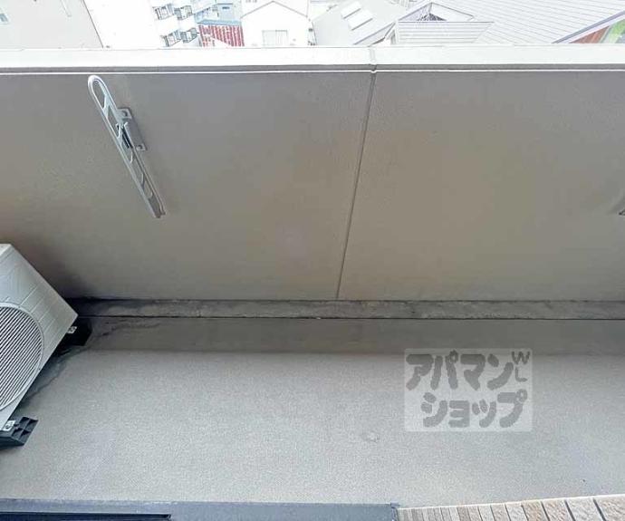 【ラトゥール二条御所南】間取