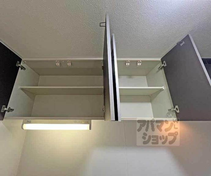 【ラトゥール二条御所南】間取