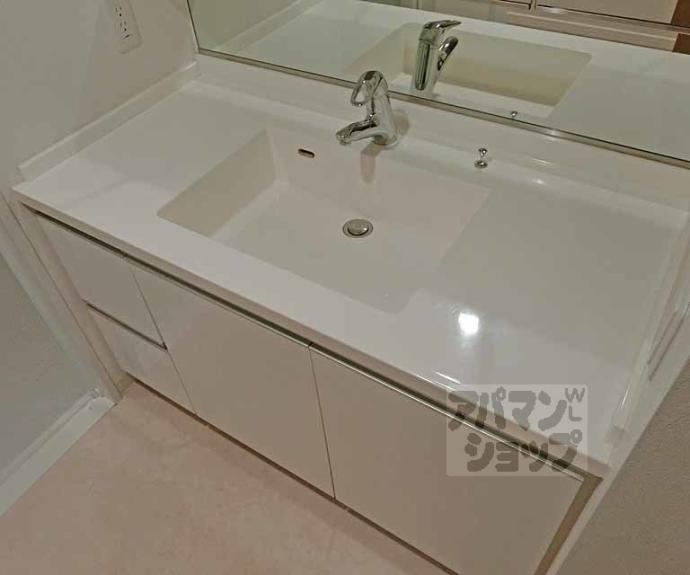 【ジオ河原町二条】間取