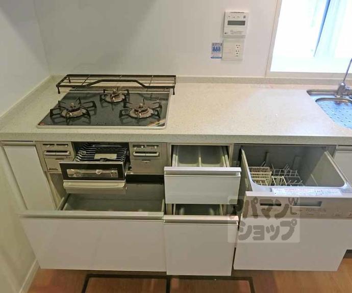 【ジオ河原町二条】間取