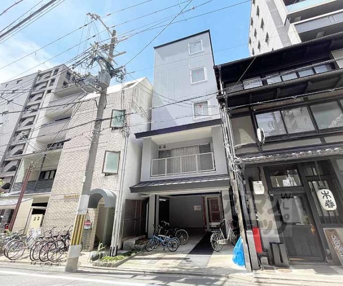 【カーサ醒ヶ井】間取