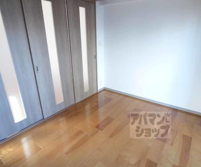 【シルエラ御所南】間取