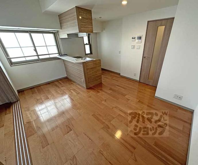 【シルエラ御所南】間取