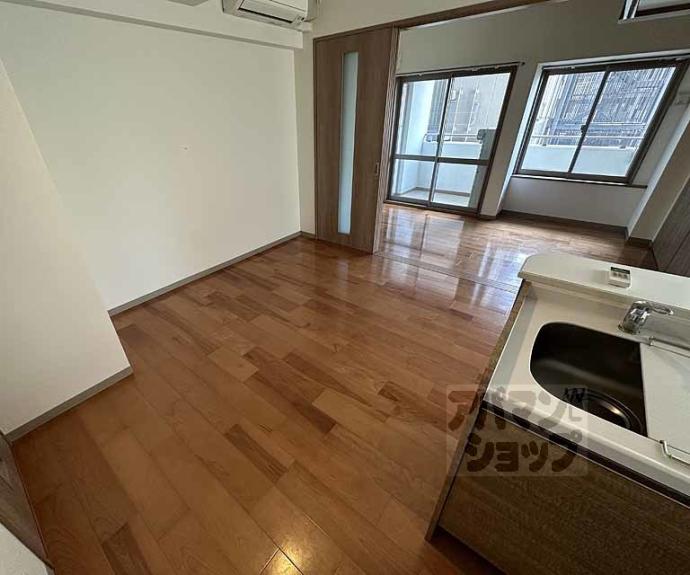 【シルエラ御所南】間取