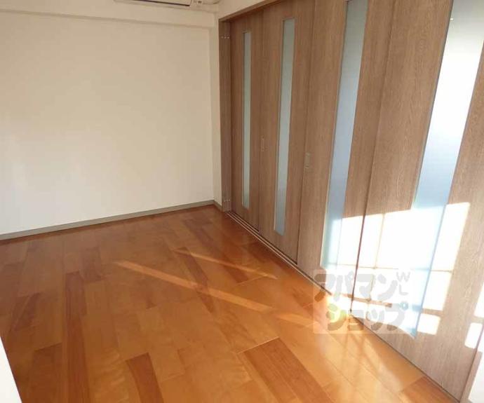 【シルエラ御所南】間取