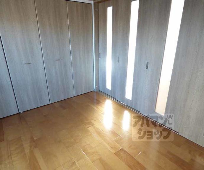 【シルエラ御所南】間取