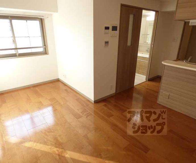 【シルエラ御所南】間取