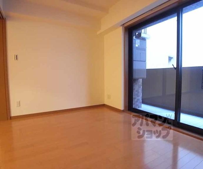 【リーガル京都四条烏丸Ⅱ】間取