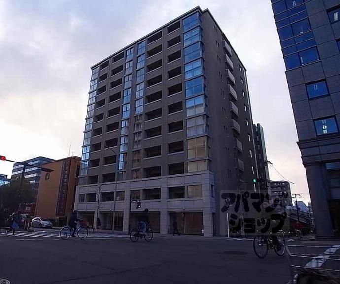 【プレミスト京都烏丸御池Ⅰ番館】間取