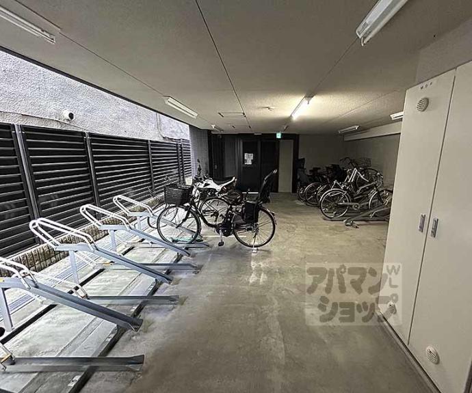 【プレイズ御所南】間取