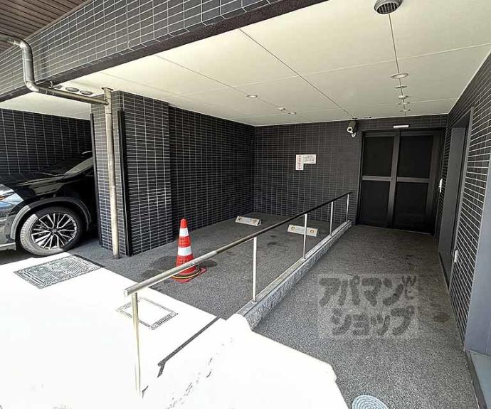 【プレイズ御所南】間取