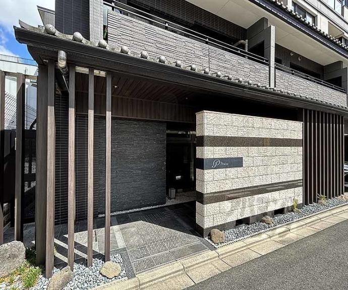 【プレイズ御所南】間取