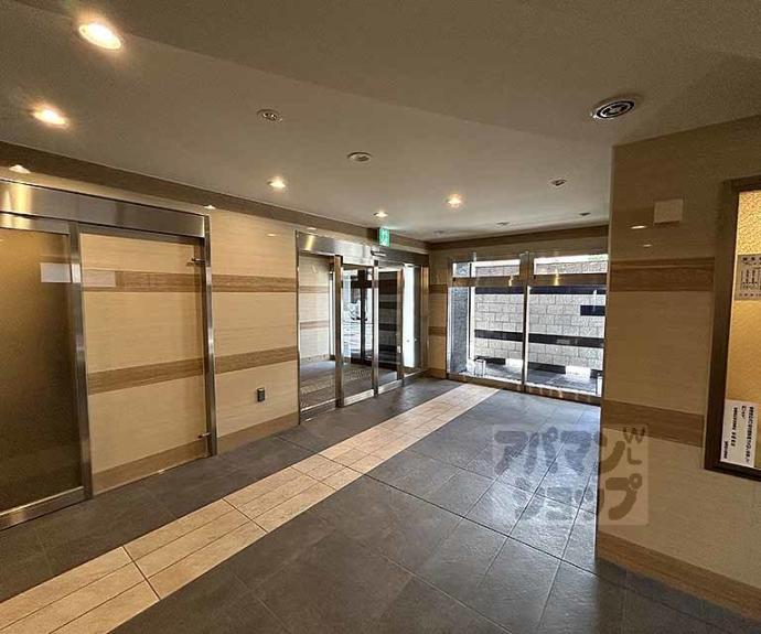 【プレイズ御所南】間取