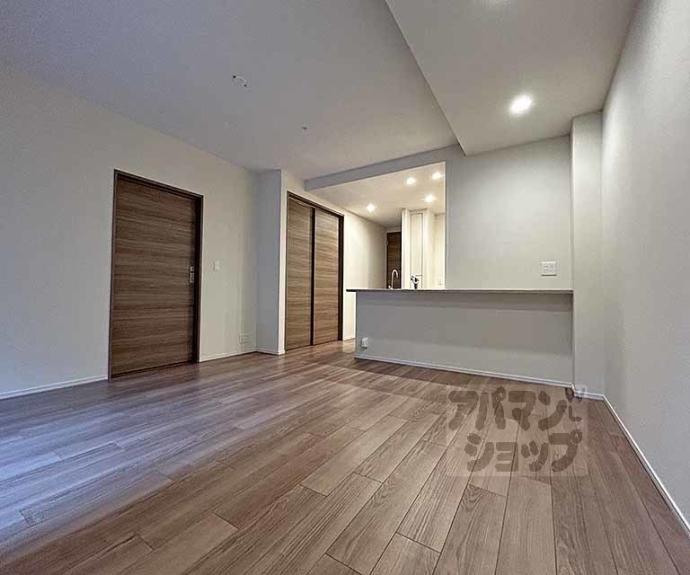 【ソルレヴェンテ四条大宮】間取