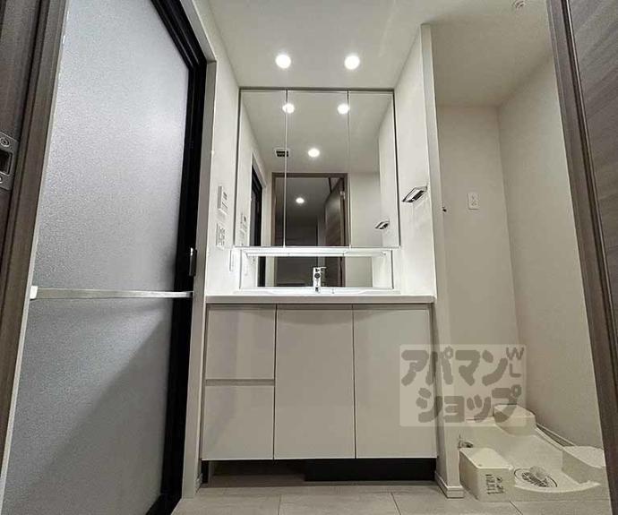 【ソルレヴェンテ四条大宮】間取