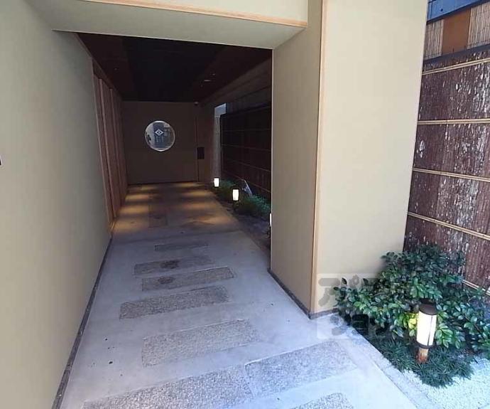 【デュオヒルズ京都室町通鯉山町】間取