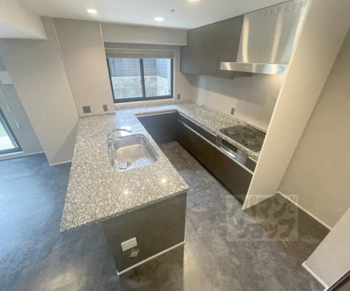 【ライオンズ京都五條院ロイヤルグレイド】間取