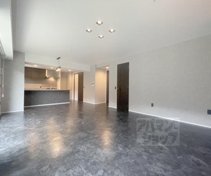 【ライオンズ京都五條院ロイヤルグレイド】間取