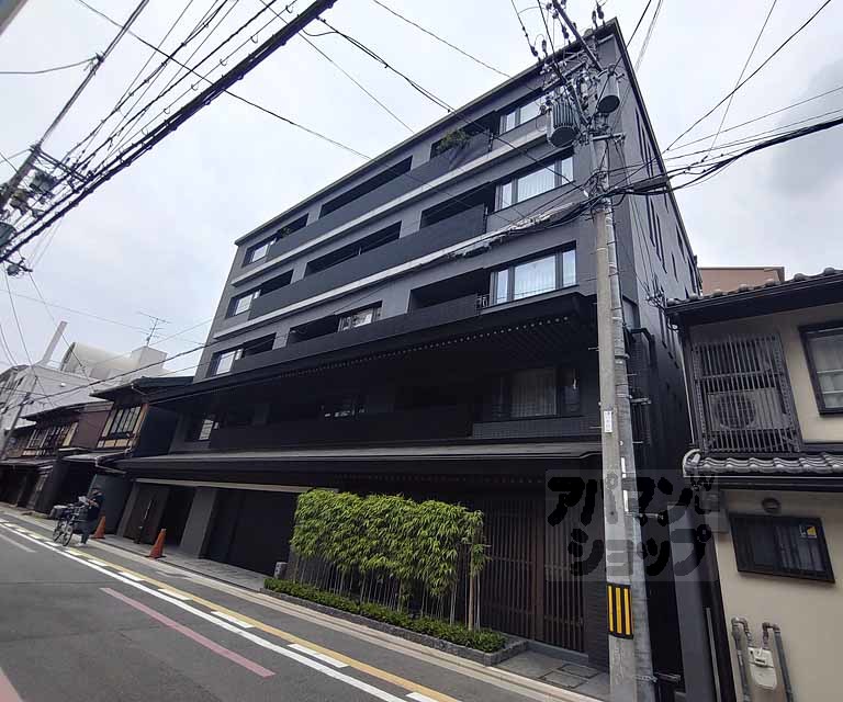 ジオ御所南二条柳馬場