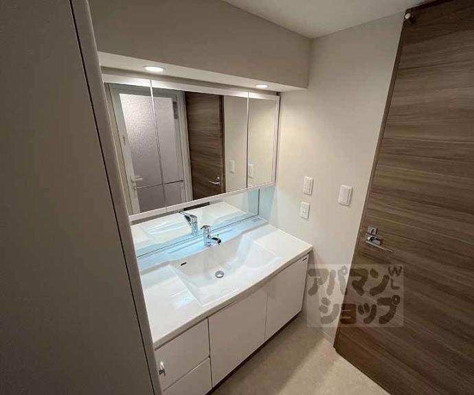 【ルーシア京都烏丸御池】