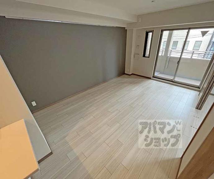 【ルーシア京都烏丸御池】