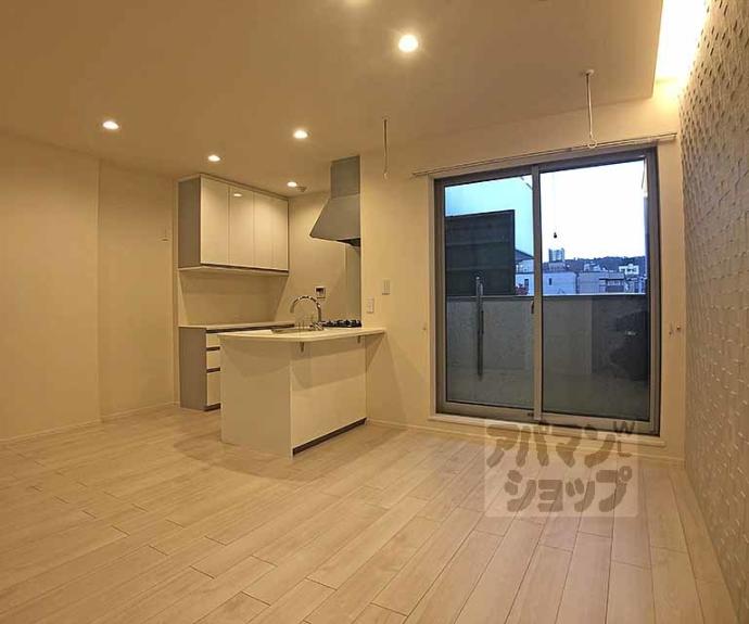 【stone village】間取