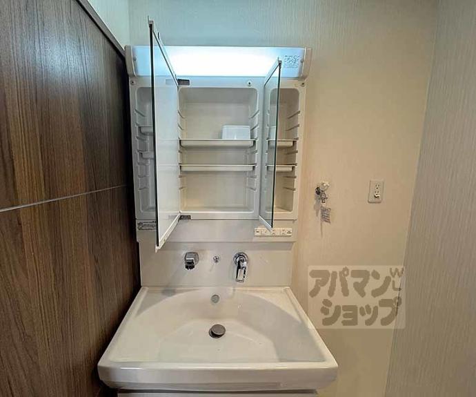 【ＣＡＳＡ　ＬＯＴＵＳ】間取