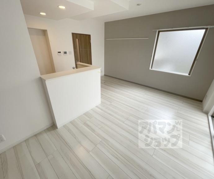 【コンフォールパレ新町二条】間取