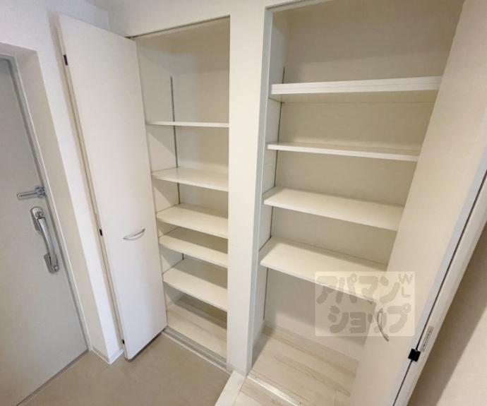 【コンフォールパレ新町二条】間取