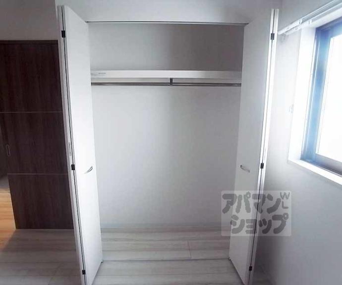 【コンフォールパレ新町二条】間取