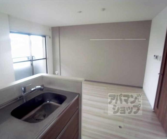 【コンフォールパレ新町二条】間取