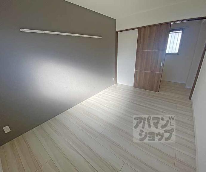 【コンフォールパレ新町二条】間取