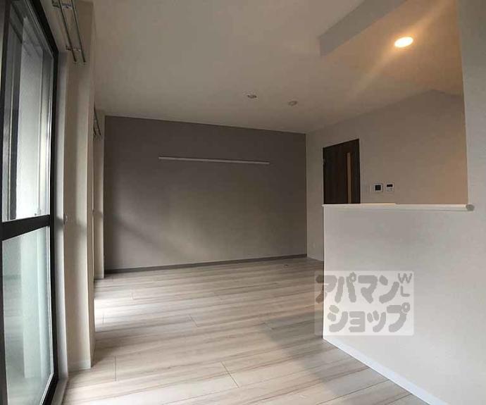 【コンフォールパレ新町二条】間取