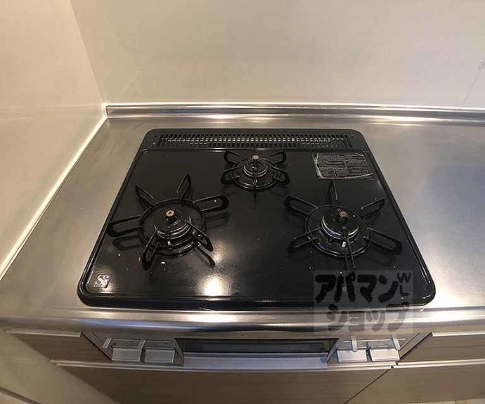 【コンフォールパレ新町二条】間取