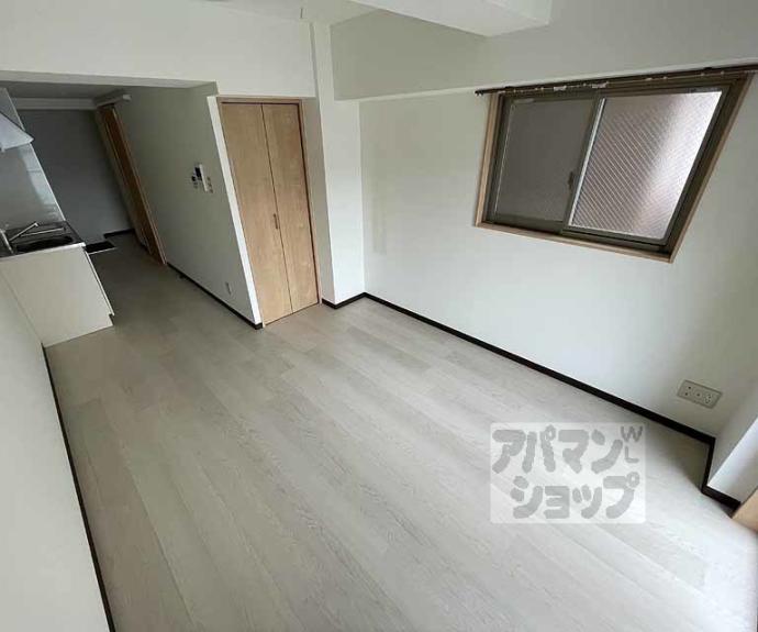 【グランディール烏丸】間取