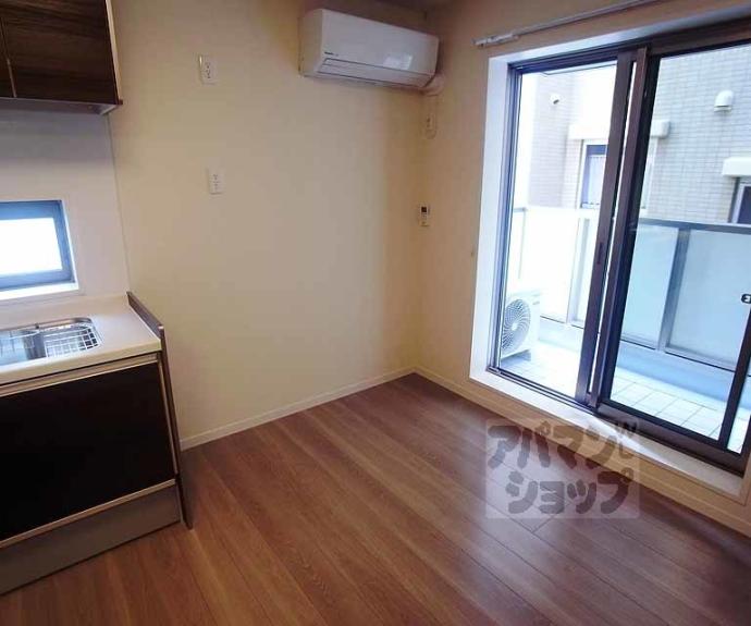 【Ｓｈａｍａｉｓｏｎ　呉春】間取