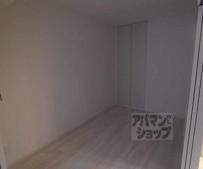 【ザ・パークハウス三条油小路】間取