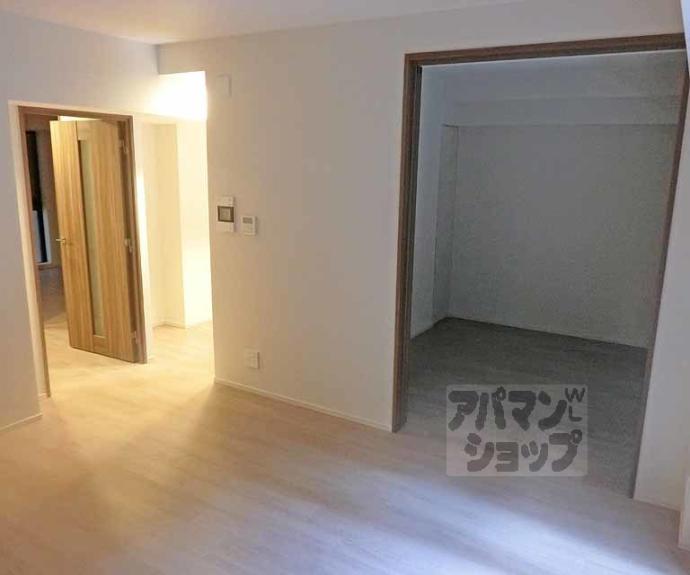 【ザ・パークハウス三条油小路】間取