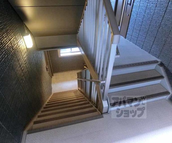 【シャーメゾン二条城】間取