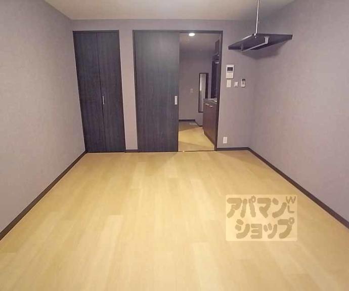 【E-SPAAACE 烏丸】間取