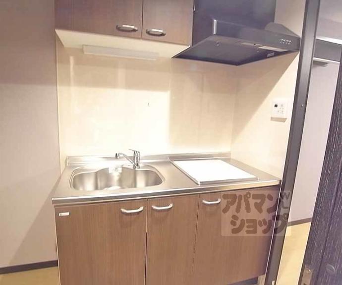 【E-SPAAACE 烏丸】間取